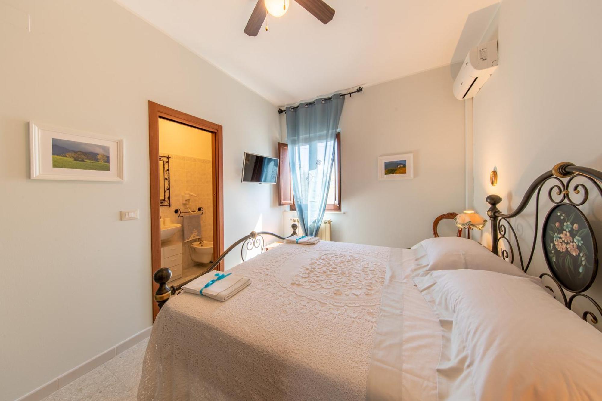 Agriturismo Isola Dei Calanchi - Guest House Atri Esterno foto